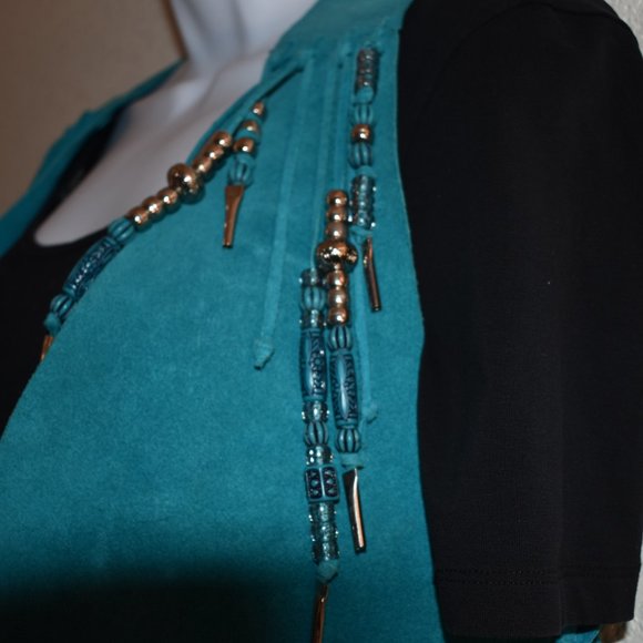 Vintage Leather Cowgirl vest - Picture 6 of 13